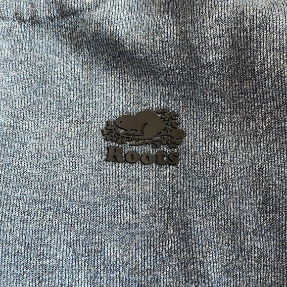 Roots kids blue hoodie with black logos size youth small (5-6 years) - Picture 2 of 9